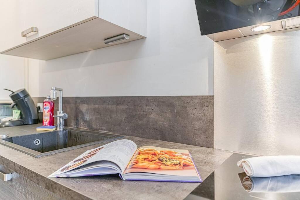 Bel Appartement-Garage Prive-Balcon-Wifi Fibre Rhut Luaran gambar