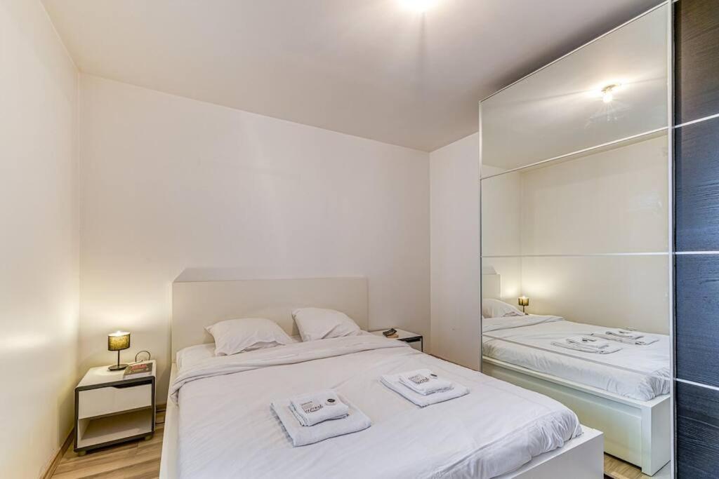 Bel Appartement-Garage Prive-Balcon-Wifi Fibre Rhut Luaran gambar