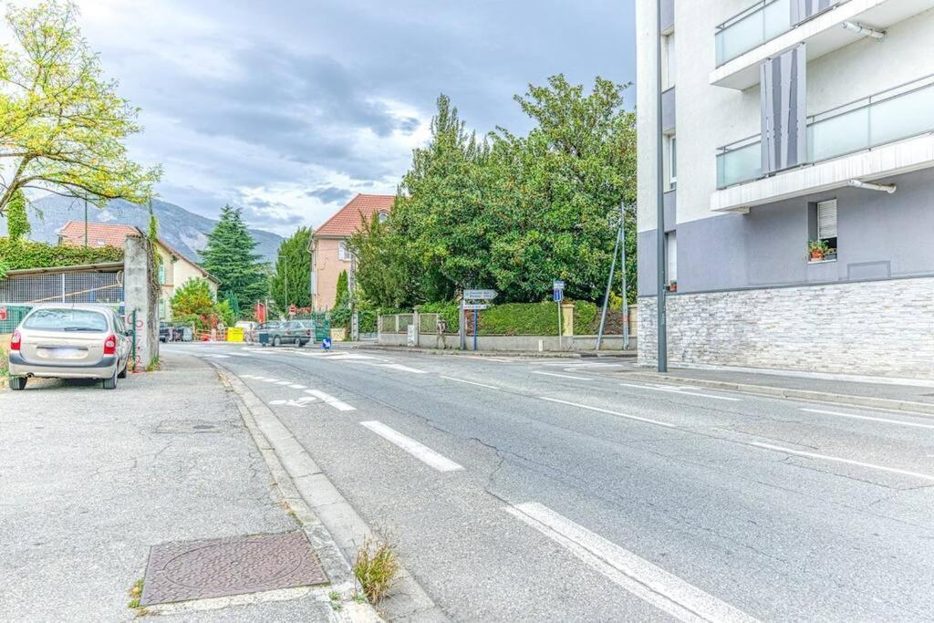 Bel Appartement-Garage Prive-Balcon-Wifi Fibre Rhut Luaran gambar